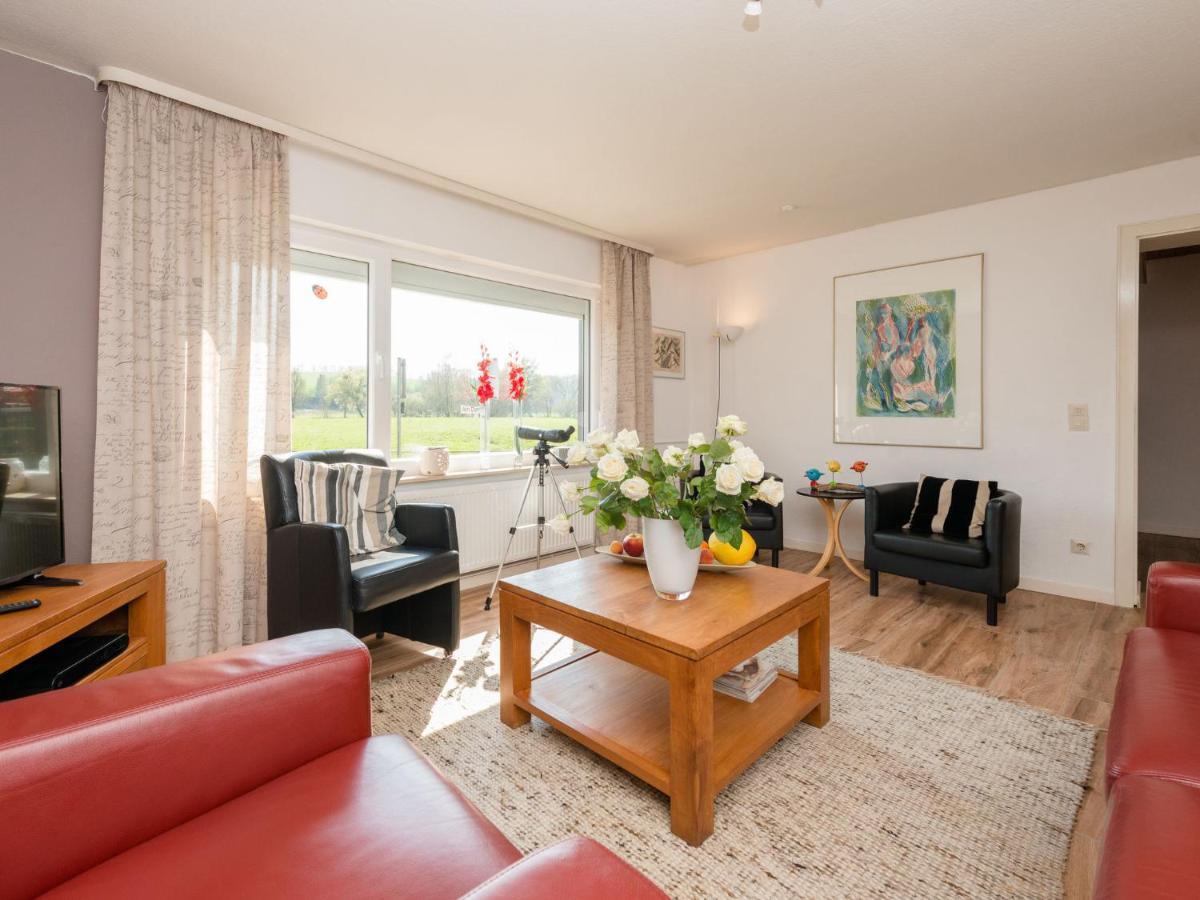 Modern Holiday Home Near River In Amelgatzen Emmerthal Rom bilde